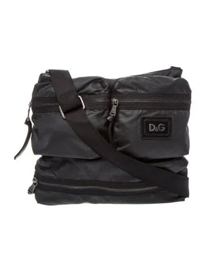 Pre-owned D&g Nylon Messenger Bag In Black