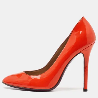 D & G Orange Patent Leather Round Toe Pumps Size 38.5 In Burgundy