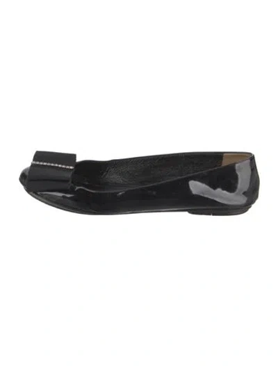 Pre-owned D&g Patent Leather Bow Accents Ballet Flats In Black