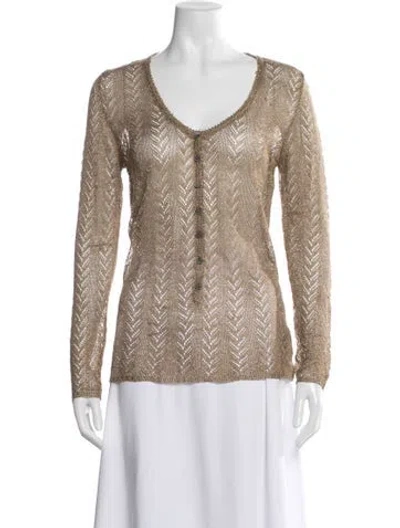 Pre-owned D&g Patterned V-neck Top In Gold/metallic