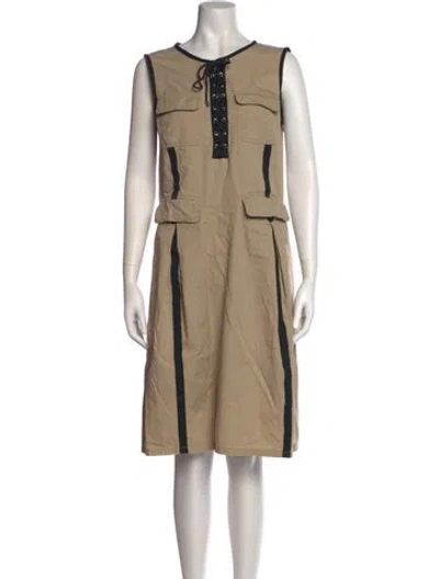 Pre-owned D&g Scoop Neck Knee-length Dress