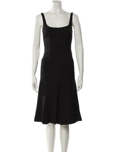 Pre-owned D&g Scoop Neck Knee-length Dress In Black