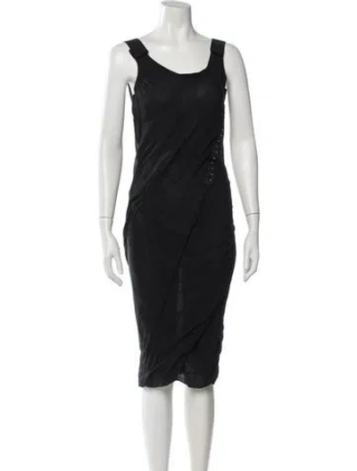 Pre-owned D&g Scoop Neck Knee-length Dress In Black