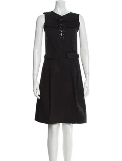 Pre-owned D&g Scoop Neck Knee-length Dress In Gray