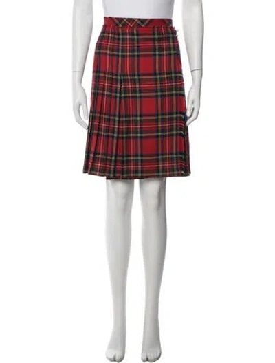 Pre-owned D&g Virgin Wool Knee-length Skirt In Red