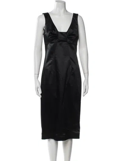 Pre-owned D&g V-neck Knee-length Dress In Black