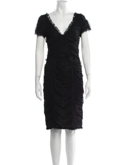 Pre-owned D&g V-neck Knee-length Dress In Black