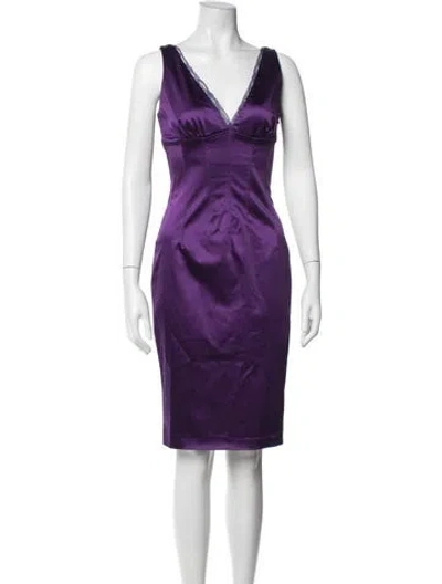 Pre-owned D&g V-neck Knee-length Dress In Purple