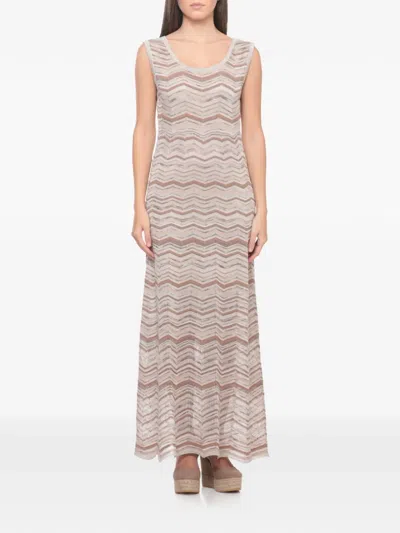 D Exterior Chevron-knit Sleeveless Maxi Dress In Neutral