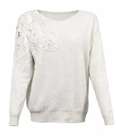 D EXTERIOR D.EXTERIOR OFF-WHITE LACE APPLIQUÉ ROUND NECK SWEATER