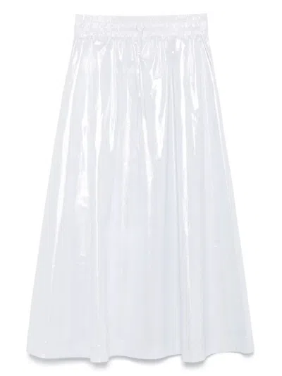 D Exterior Smooth Silhouette Skirt With Subtle Texture In White