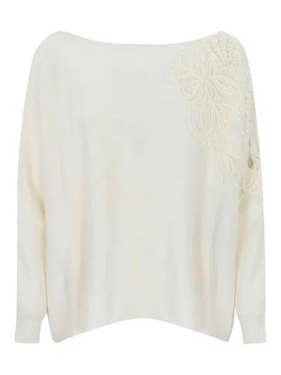 D Exterior Cashmere Blend Sweater With Floral Embroidery In White