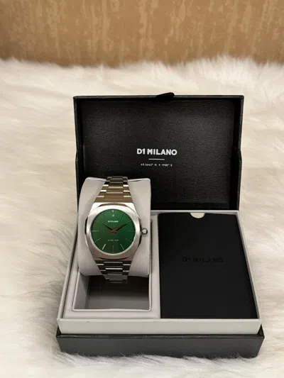Pre-owned D1 Milano Moss Ultra Thin Bracelet Watch 40mm