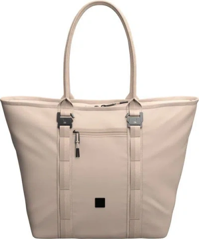 D_b_ Essential Tote, 25l In Brown