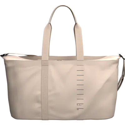 D_b_ Essential Weekender, 40l In Brown