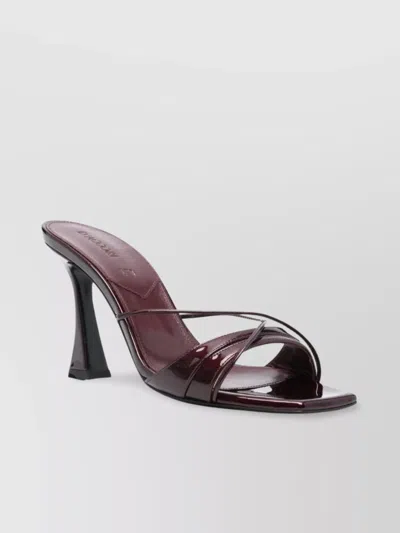 D’accori Sculpted Heel Crossover Strap Sandal In Red