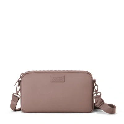 DAGNE DOVER NORA SHOULDER BAG IN DUNE