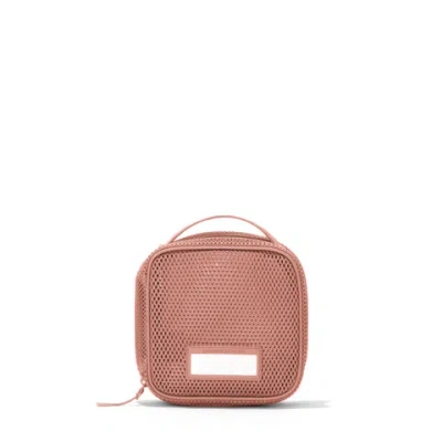 Dagne Dover Roma Packing Cube In Warm Dust Air Mesh In Pink