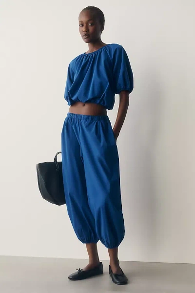 Daily Practice Cropped Bubble Pants In Blue