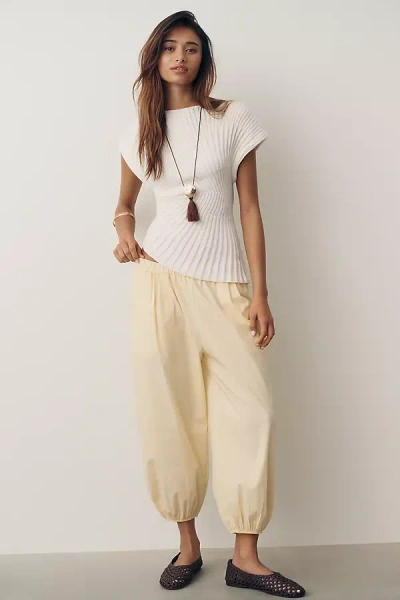 Daily Practice Cropped Bubble Pants In White