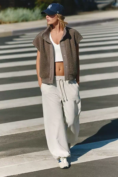 Daily Practice Kinetic Move Vest Jacket In Beige