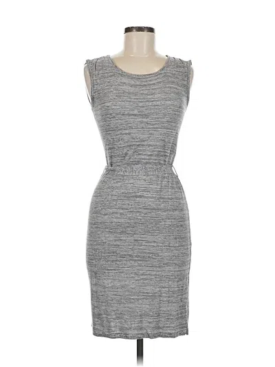 Pre-owned Daisy Fuentes Casual Dress In Gray