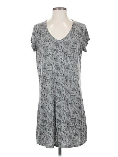 Pre-owned Daisy Fuentes Casual Dress In Gray