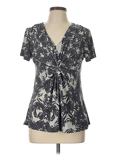 Pre-owned Daisy Fuentes Short Sleeve Blouse In Gray