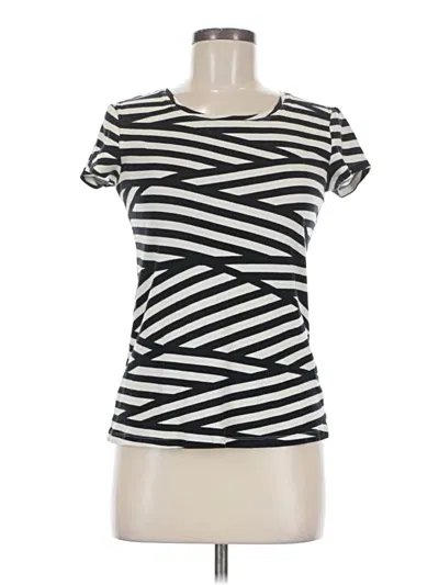 Pre-owned Daisy Fuentes Short Sleeve T-shirt In White