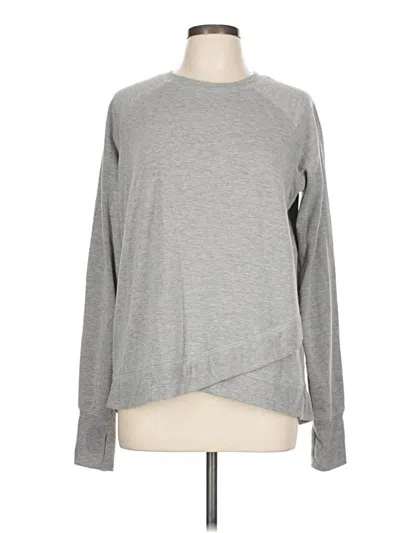 Pre-owned Daisy Fuentes Sweatshirt In Gray