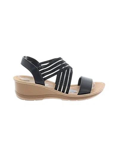 Pre-owned Daisy Fuentes Wedges In Black