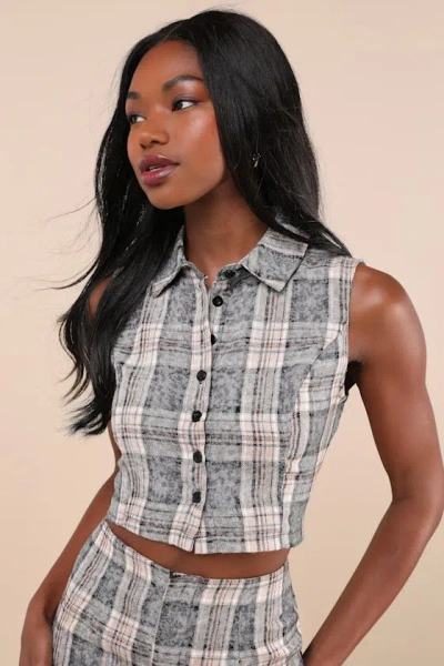 Daisy Street Convincingly Posh Grey Faded Plaid Button-up Collared Crop Top