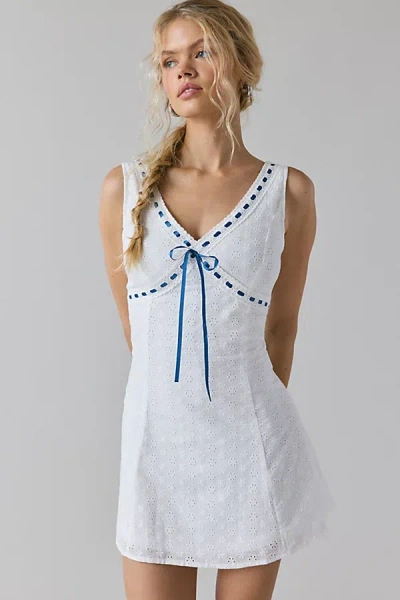 Daisy Street Eyelet Lace Ribbon Detail Plunge Mini Dress In White, Women's At Urban Outfitters