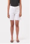 Dala Partner Short In White Optico In White