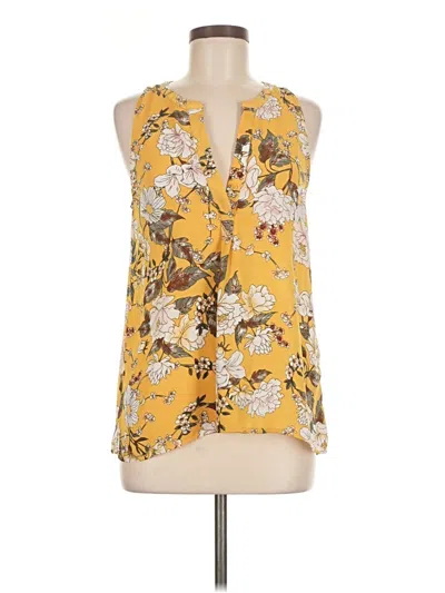 Pre-owned Dalia Sleeveless Blouse In Yellow