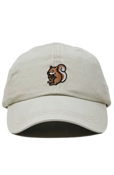 Dalix Squirrel Embroidered Outdoor Cap In Washed Stone White