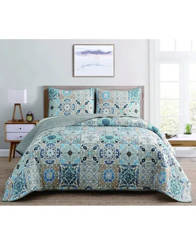 Dan River Reversible Quilt Set