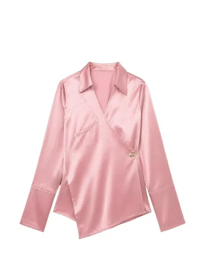Danamè 랩 스타일 새틴 블라우스 In Pink