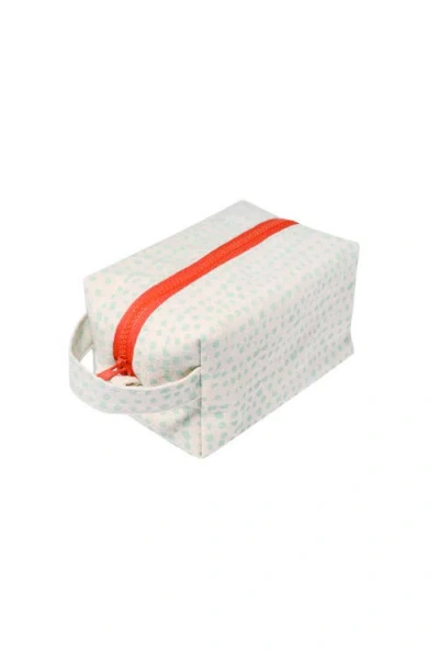 Dance Happy Incana Dopp Kit In Mint