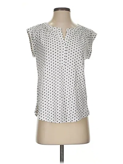 Pre-owned Daniel Rainn Sleeveless T-shirt In Ivory