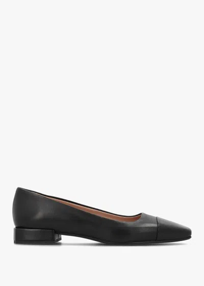 Daniel Saria Black Leather Patent Toe Cap Pumps