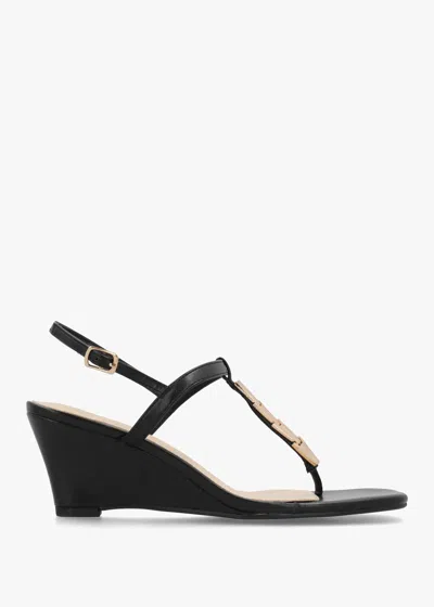 Daniel Yoko Black Gold Trim Toe Post Mid Wedge Sandals