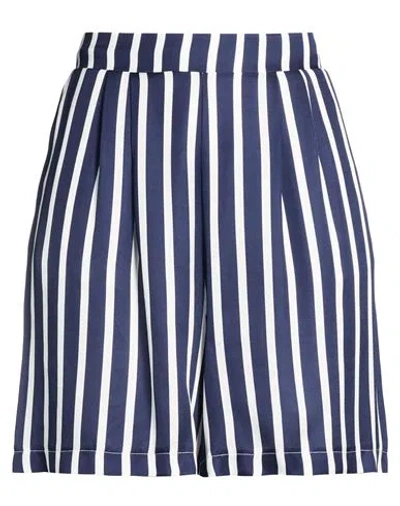 Daniela Drei Woman Shorts & Bermuda Shorts Navy Size 8 Viscose In Blue