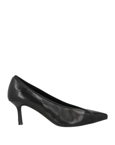 Daniele Ancarani Woman Pumps Black Size 8 Leather