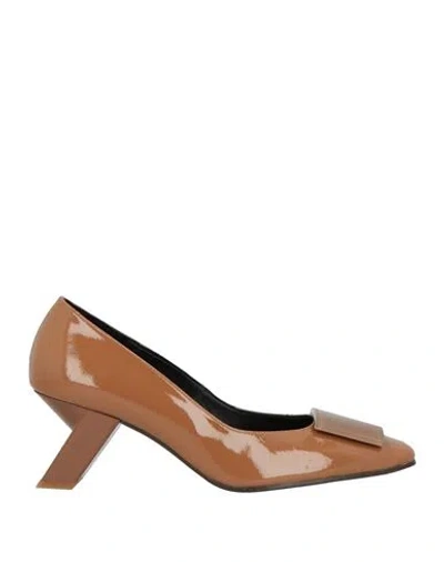 Daniele Ancarani Woman Pumps Camel Size 6 Leather In Sand
