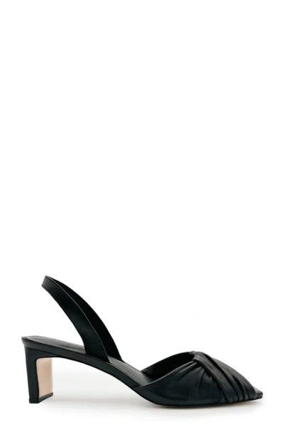 Daniella Shevel Riley Pump In Black
