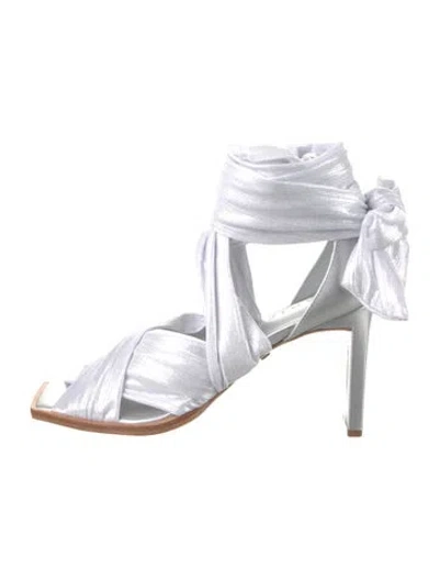Pre-owned Daniella Shevel Sandals