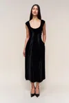 Danielle Guizio Ny Leila Velvet Dress In Black