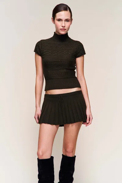 Danielle Guizio Ny Vivienne Short Sleeve Turtleneck In Black