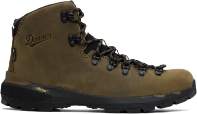 Danner Brown Mountain 600 Evo Boots In Topsoil Brown/black